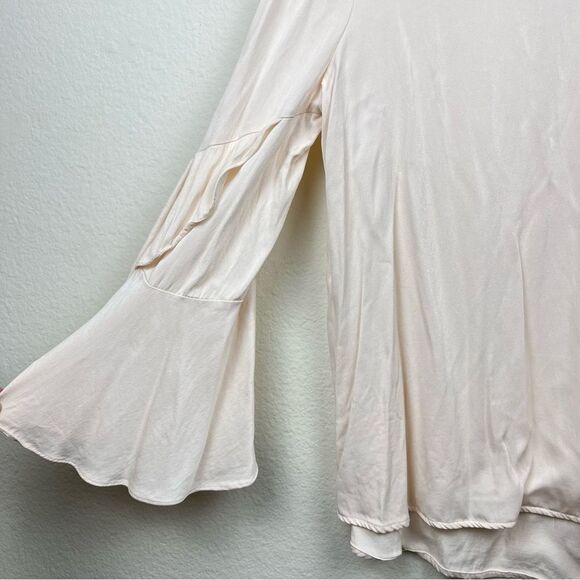 Bardot Nordstrom Pink Champagne Ruffle Top with Long Bell Sleeves- Size Large 10 - Picture 7 of 8